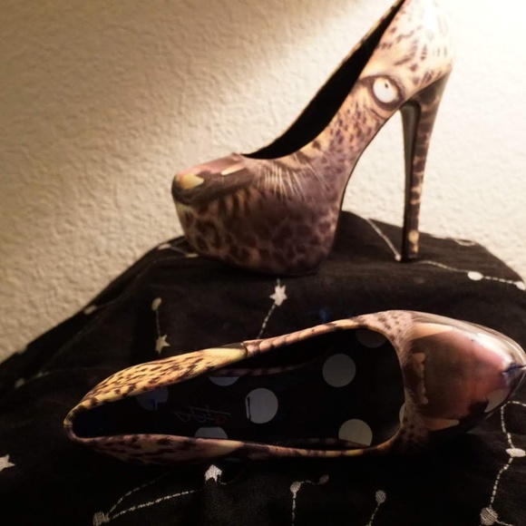 Iron Fist Black Leopard Face Print Heels - Picture 5 of 6